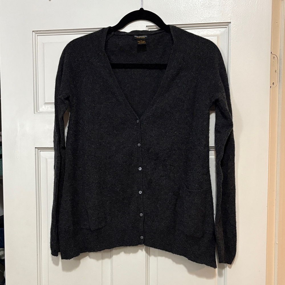 Philosophy Women’s 100% Cashmere Cardigan Sweater – Dark Gray, Size Small